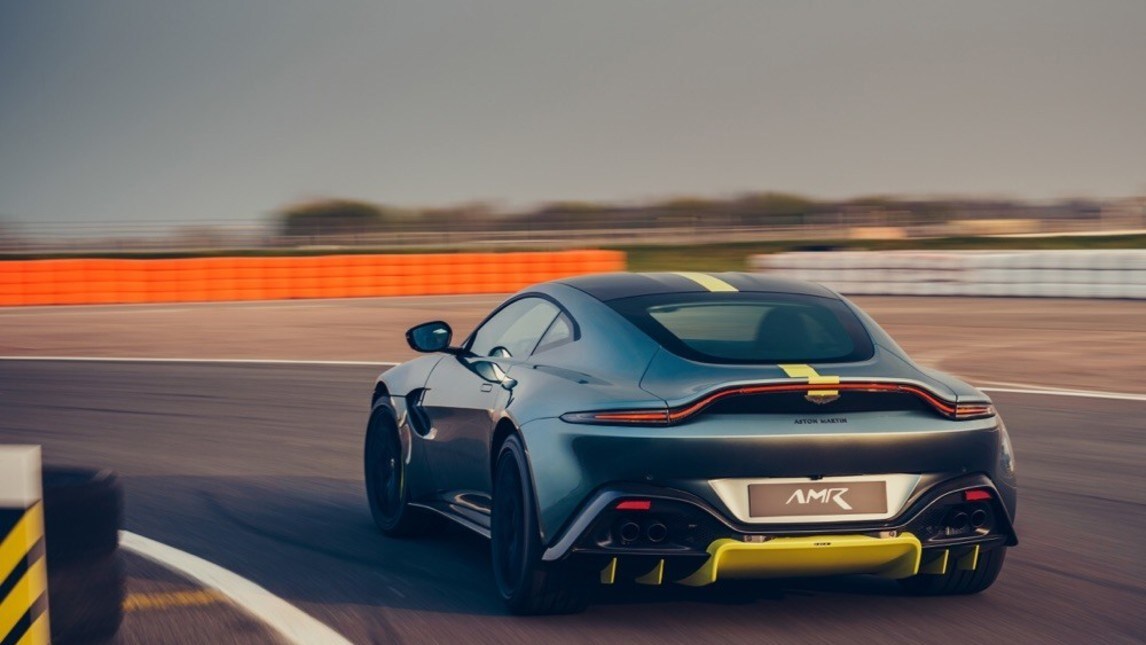Aston Martin Vantage AMR, serie limitata con cambio manuale