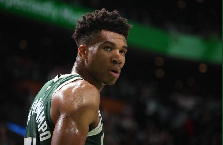 Nba, Antetokounmpo trascina Milwaukee