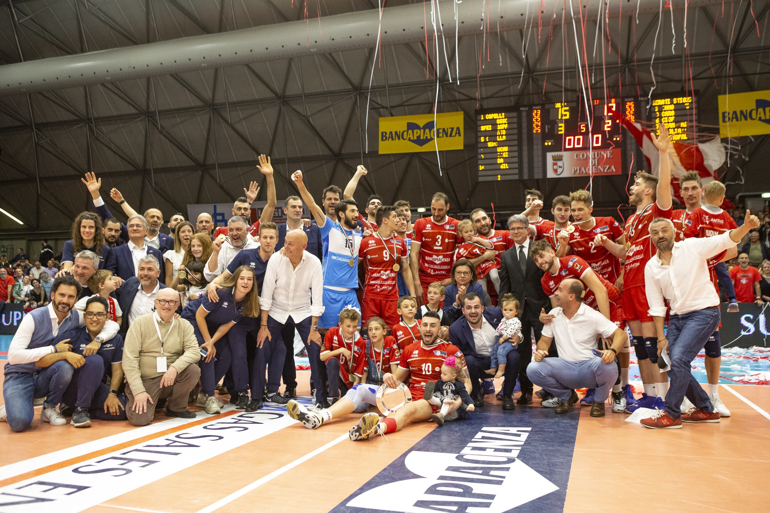 Volley: A2 Maschile, Piacenza festeggia la promozione in Superlega