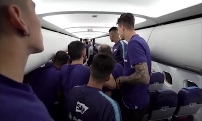 Zenit campione...in aereo: festa esagerata!