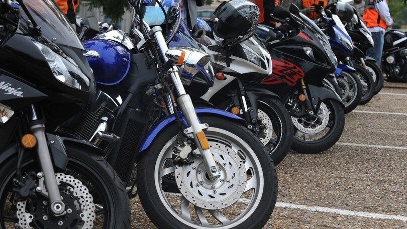 Immatricolazioni moto e scooter ad aprile 2019: dati positivi, enduro al top