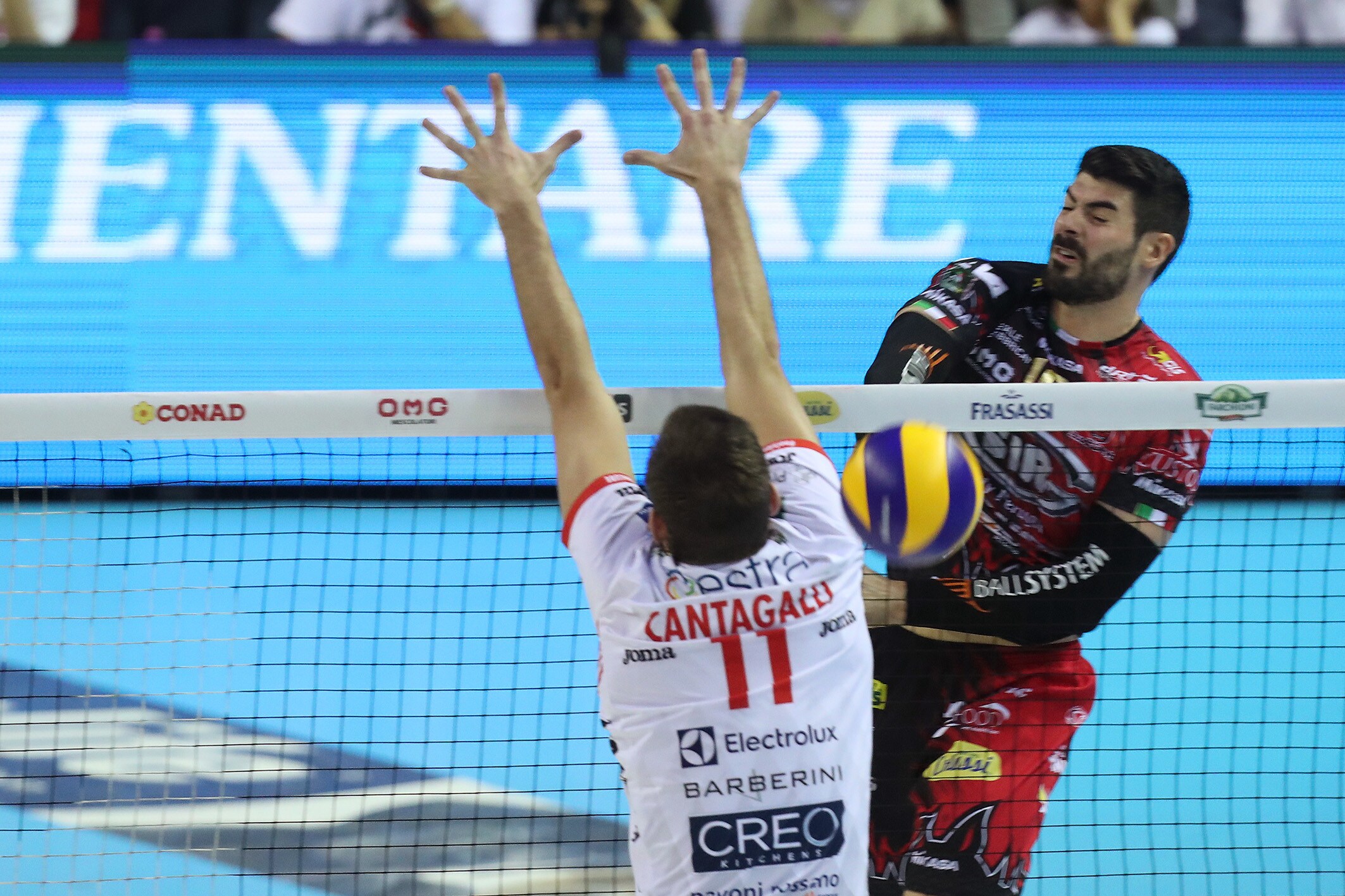 Volley: Superlega, Perugia e Civitanova ancora a confronto in Gara 3