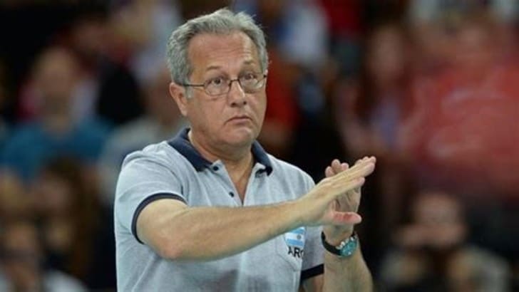 Volley: Velasco chiude la sua carriera di tecnico