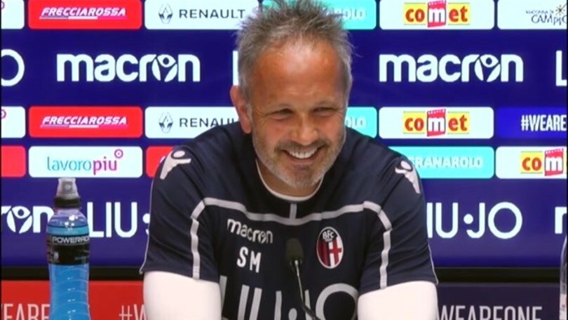 Mihajlovic al giornalista: "Sei messo bene..."