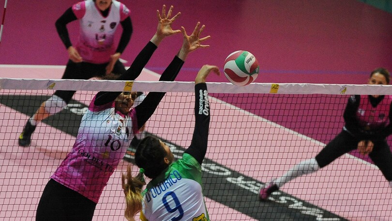 Volley: A2 Femminile, super Caserta, travolta Orvieto in Gara 1 di Finale