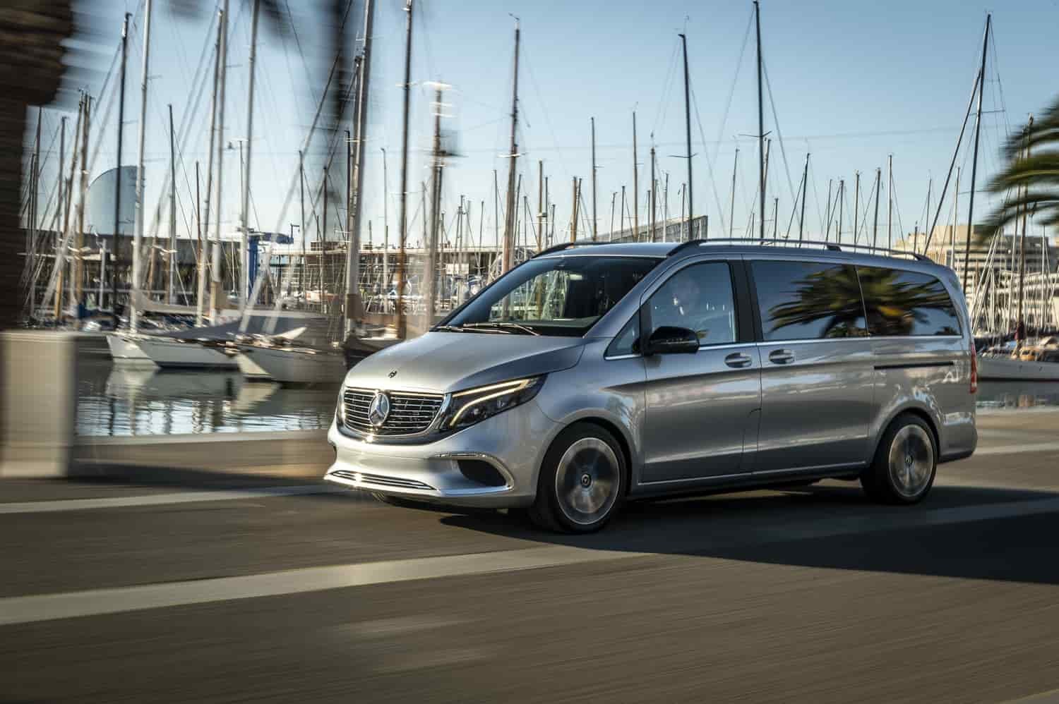 Foto: Mercedes EQV, il van elettrico