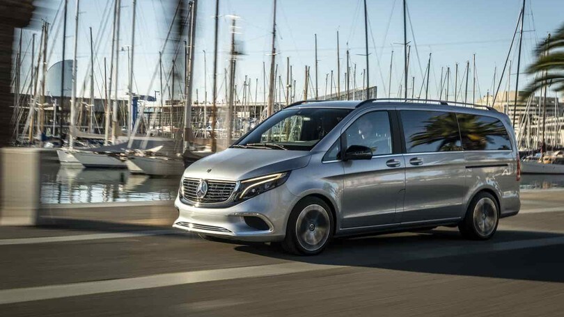 Foto: Mercedes EQV, il van elettrico