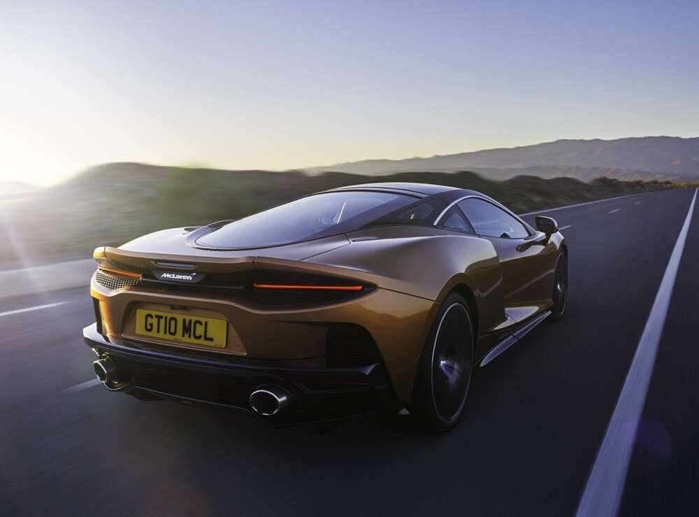 McLaren GT: tutte le foto