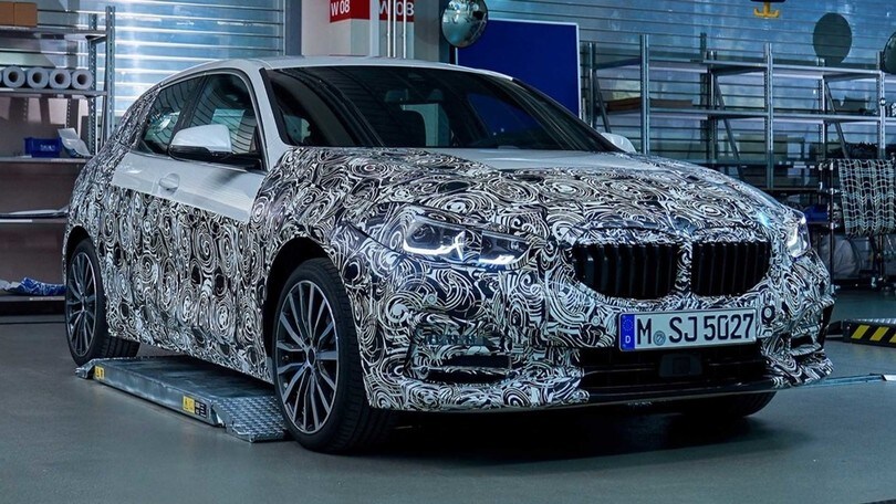 Nuova BMW Serie 1, dettagli in anteprima prima del debutto