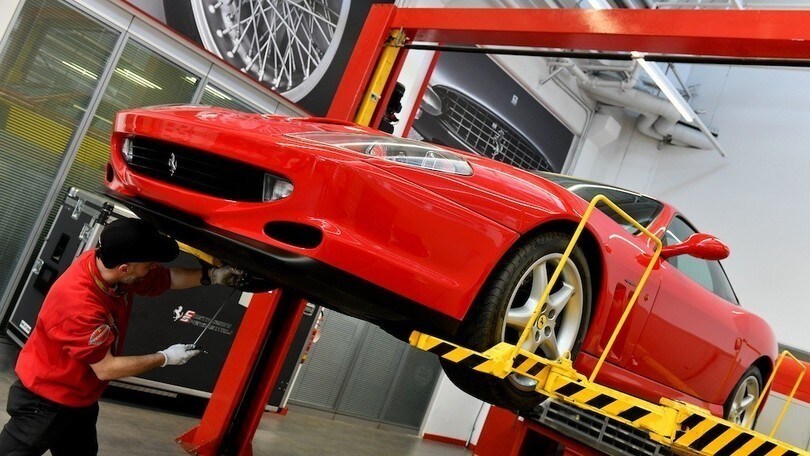 Auto, in Italia servono meccanici ma le aziende non li trovano
