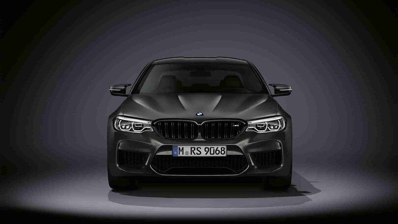 BMW M5 Edition 35 Years: gli scatti speciali