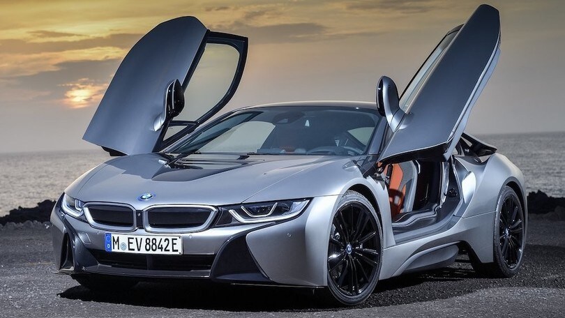 Nuova BMW i8, possibile versione totalmente elettrica