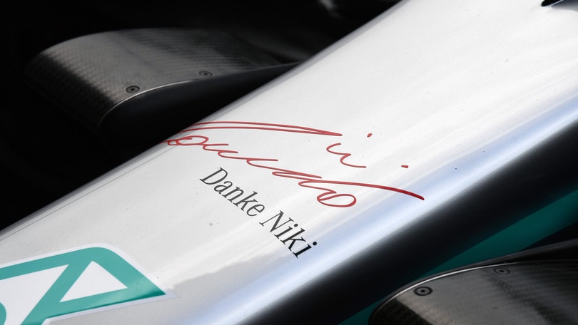 La F1 ricorda Lauda con le livree speciali FOTO