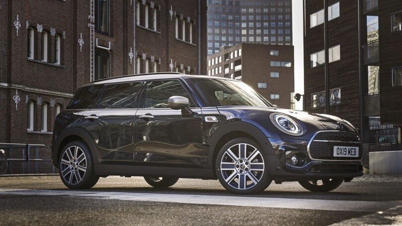 MINI, le foto del restyling della Clubman