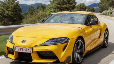 Nuova Toyota Supra, test in pista