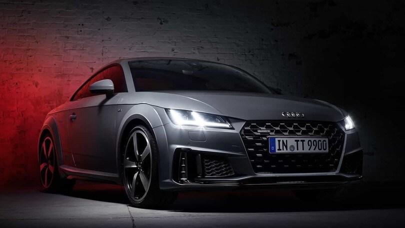 Audi, le foto della TT Quantum Gray Edition
