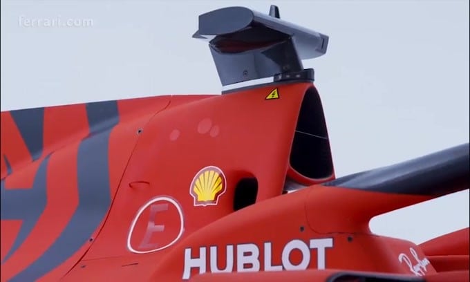 Ferrari, in Canada torna il logo dei 90 anni