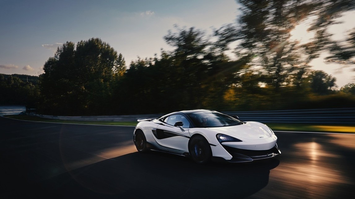 McLaren 600LT, tutte le foto in pista