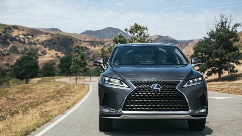 Lexus RX restyling: tutte le foto
