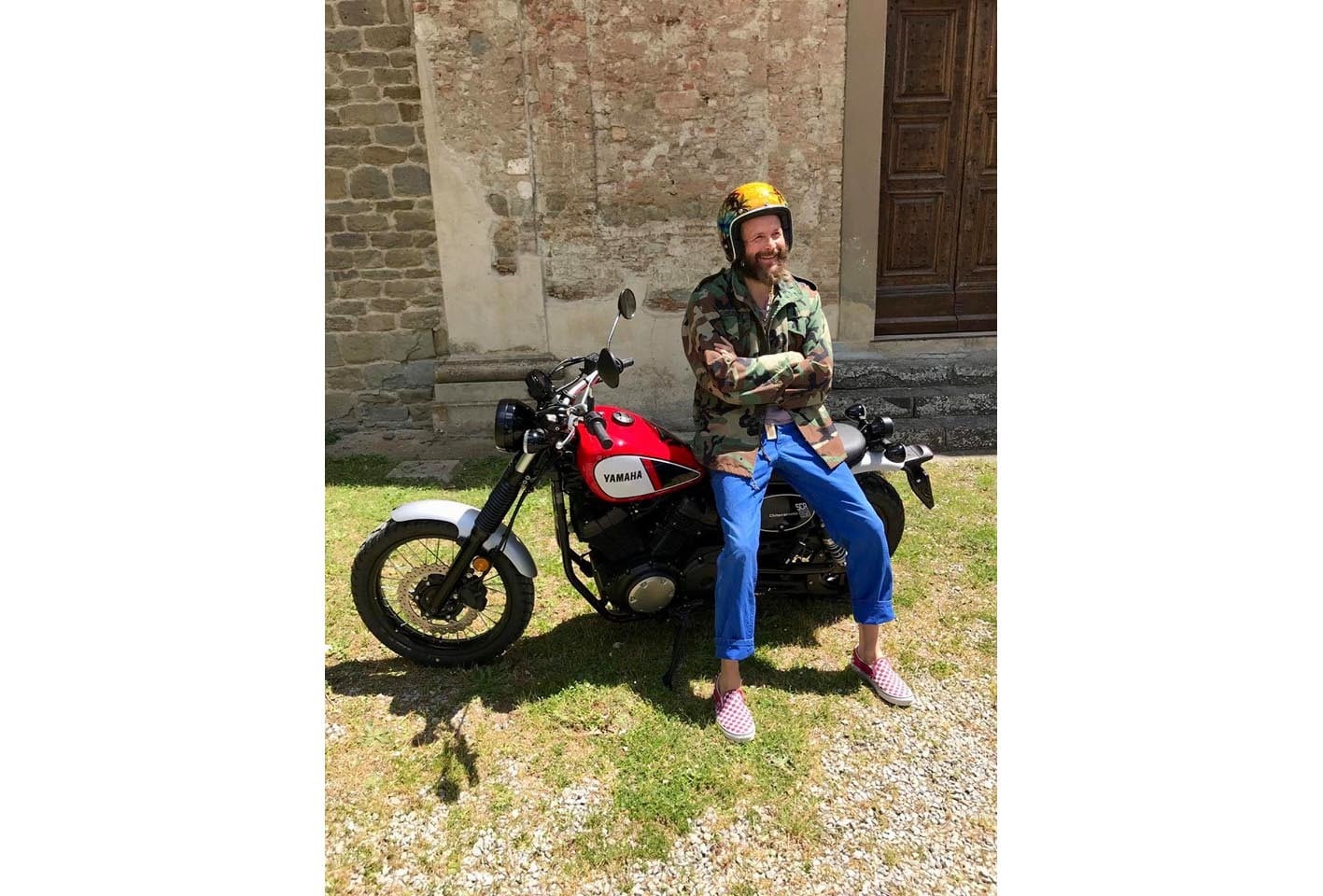 Jovanotti passione moto: ecco la sua Yamaha SCR950