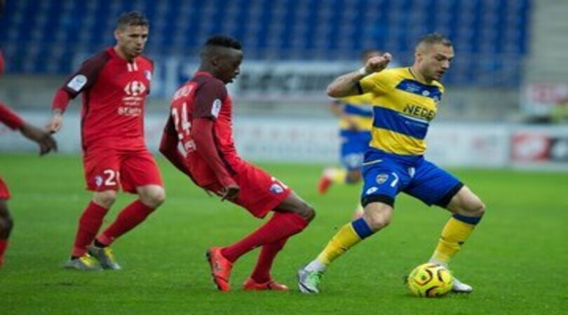 L'Équipe: "Sochaux-Grenoble, aperta un'indagine per calcioscommesse"