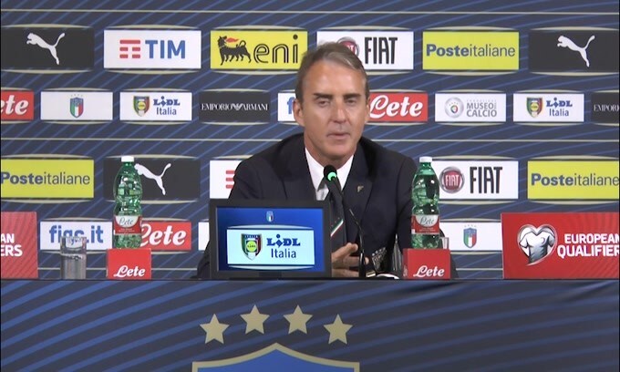 Mancini: "Bisogna avere forza e serenità per ribaltare le partite"