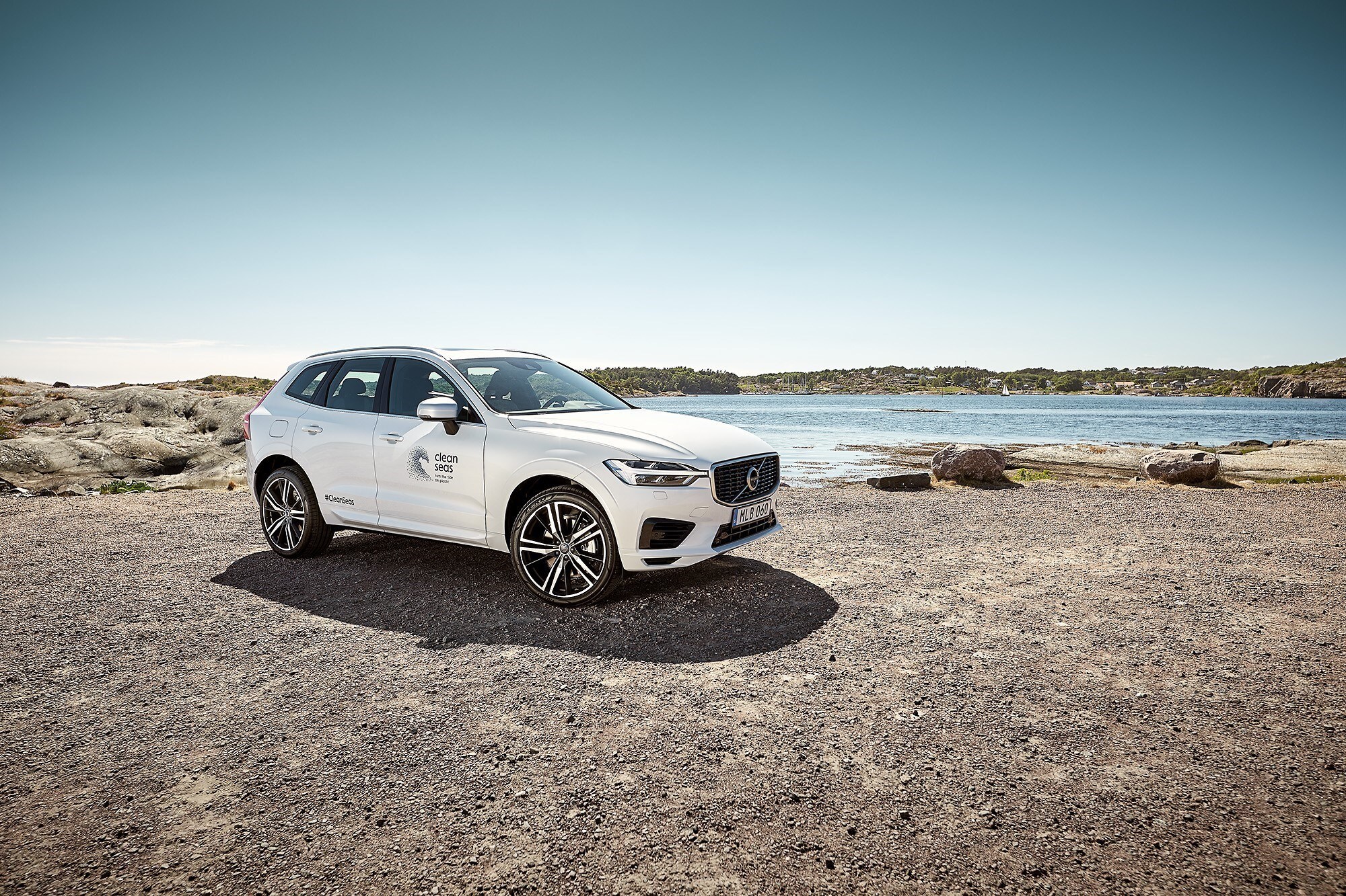 Volvo, LifeGate PlasticLess: lotta alla plastica nei mari FOTO