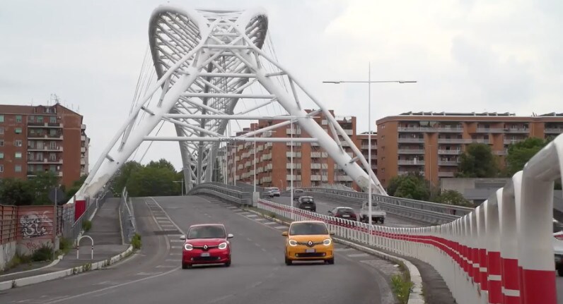 Nuova Renault Twingo tra lo Street Art di Roma VIDEO