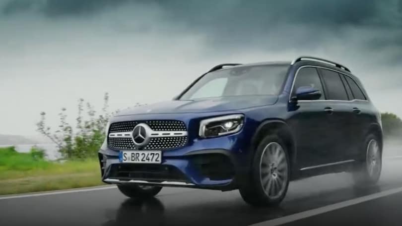 Nuova Mercedes GLB 2019: VIDEO