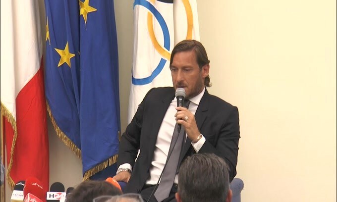 Totti: "Non è colpa mia prendere questa decisione"