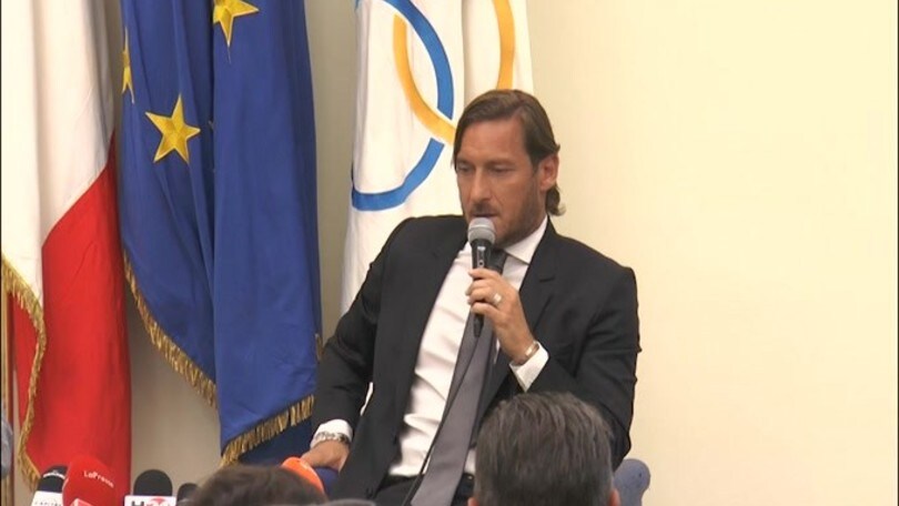 Totti: "Non è colpa mia prendere questa decisione"