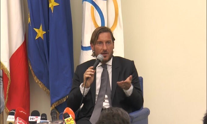 Totti: "De Rossi contro di me? Mi fido ciecamente di lui"