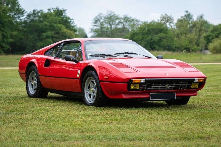 Automobiles en Scène, un'asta da sogno con Ferrari, Porsche e una F1