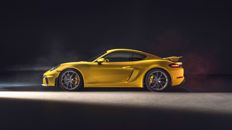 Porsche 718 Spyder e 718 Cayman GT4, le sportive da 420 cv e 300 km/h