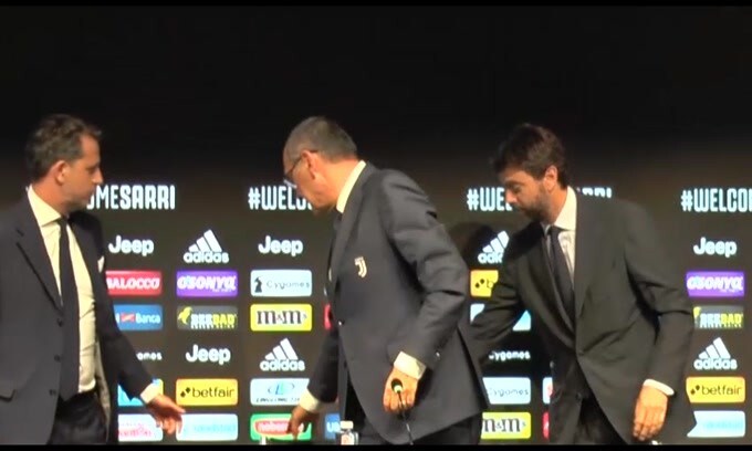Jorginho potrebbe seguire Sarri a Torino