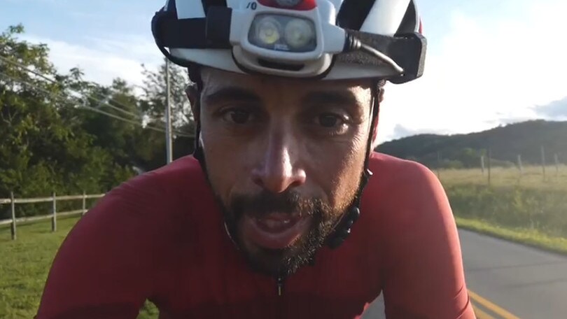 Omar Di Felice, ultimi 300km nella Coast to Coast Usa dopo l'attacco dei cani
