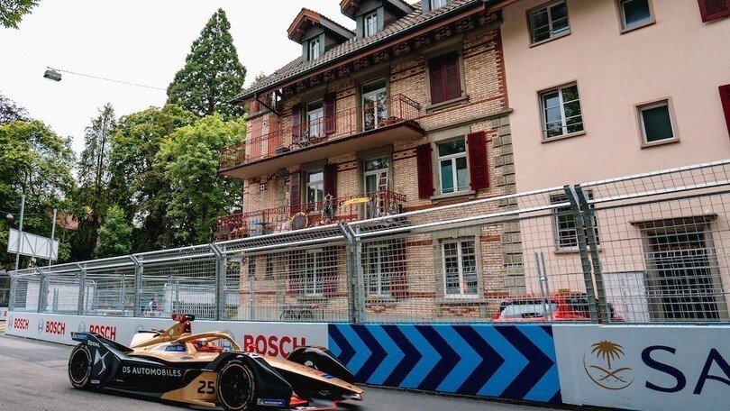 ePrix Berna: Vergne si prende la pole