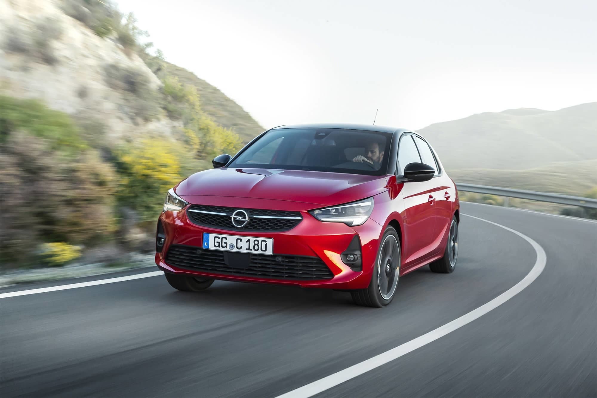 Opel Corsa benzina e Diesel: le immagini