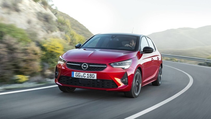 Opel Corsa benzina e Diesel: le immagini