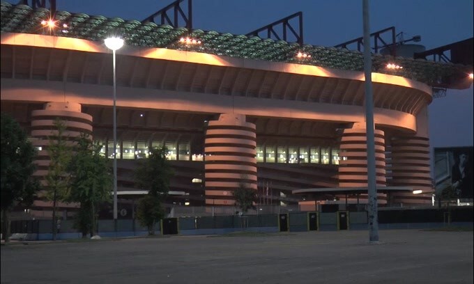 Un referendum per decidere il destino di San Siro?