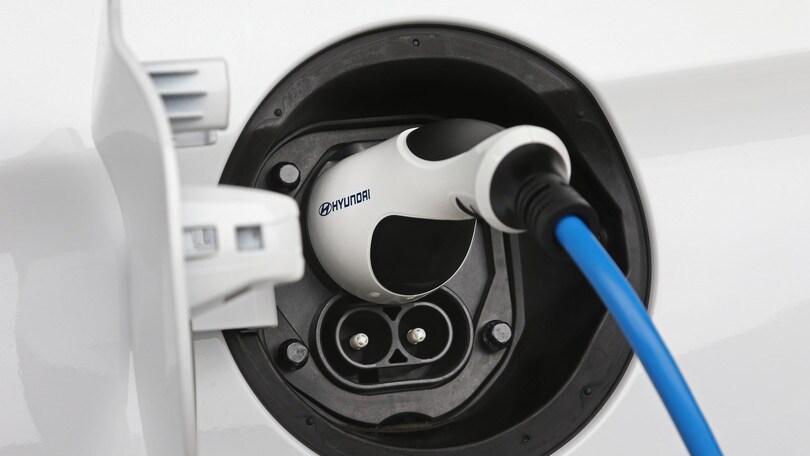 Auto elettriche: Hyundai, un Suv a batterie nel 2021