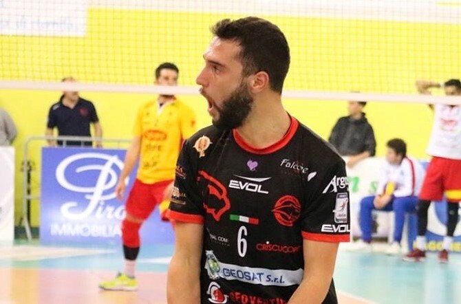 Simone Sardanelli torna a giocare a Vibo