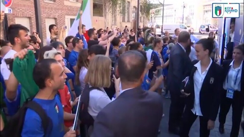 Mondiale donne: i tifosi accolgono le Azzurre