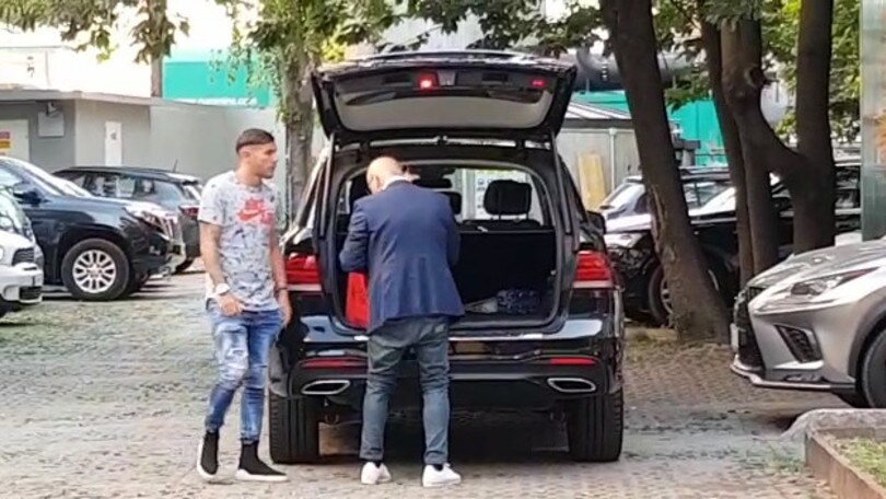 Milan, Theo Hernandez si sottopone ai test medici