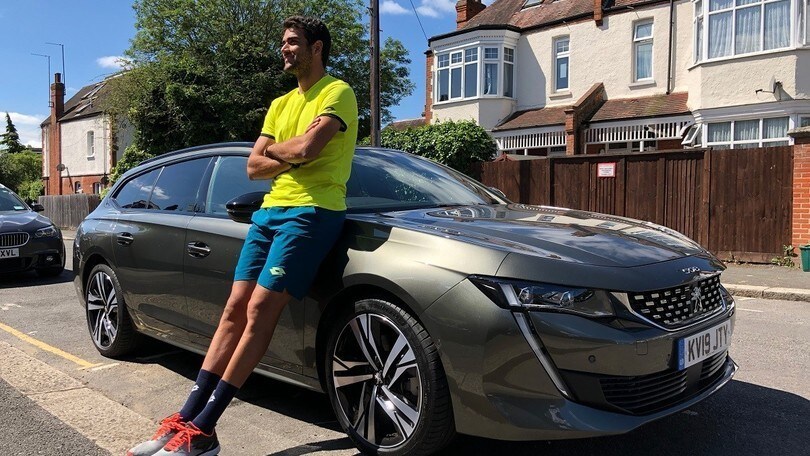 Nuova Peugeot 508 SW, Berrettini al volante
