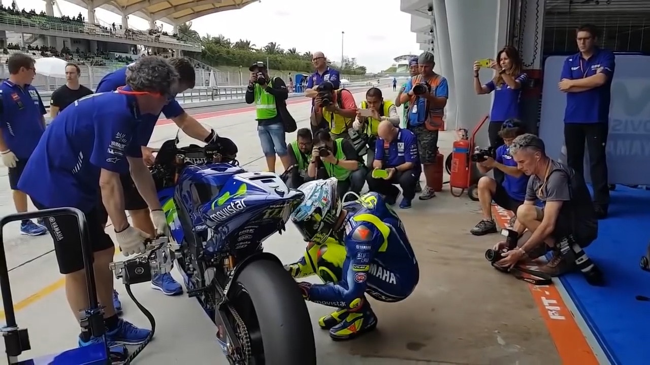 MotoGp, Yamaha rinnova fiducia a Valentino