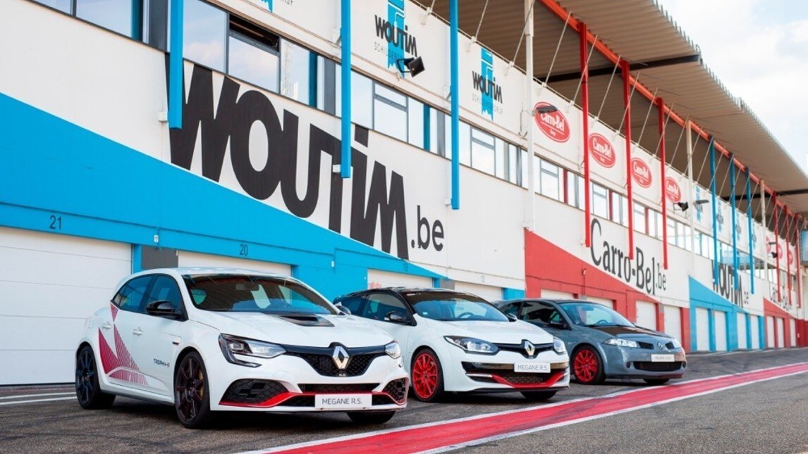 Nuova Renault Megane RS Trophy-R, quel carbonio che stupisce