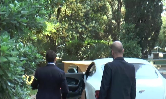Roma, Dzeko arriva a Villa Stuart