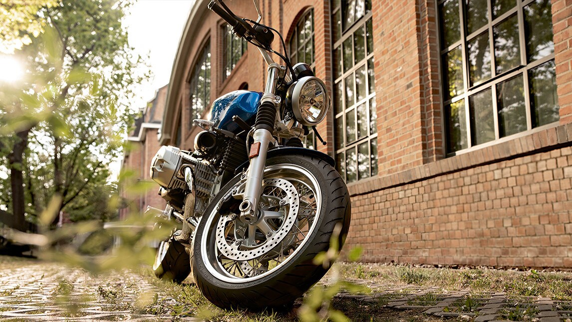 BMW R nineT, l'omaggio alla Serie 5