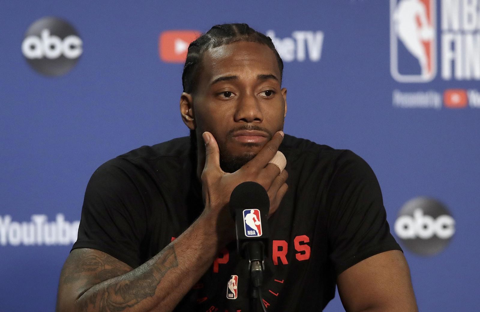 NBA, Leonard trascina i Clippers: il titolo vale 3,75